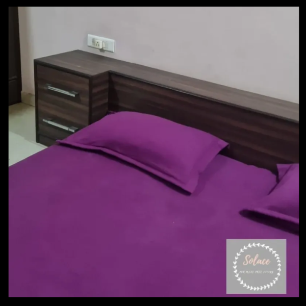 Russian violet solid hosiery fitted bedsheet with same pillow covers