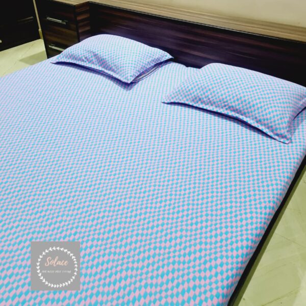 Blue-Pink checkered hosiery fitted bedsheet with same pillow covers