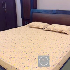 Brown kids doll print hosiery bedsheet with same pillow covers