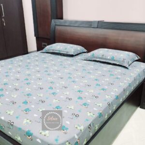 Grey kids car print hosiery bedsheet with same pillow covers