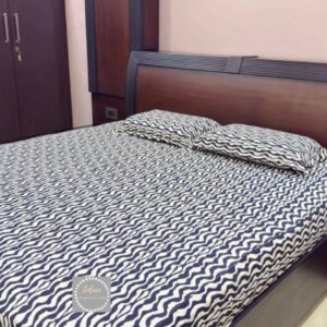Classic Black & white waves printed hosiery bedsheet with same pillow covers